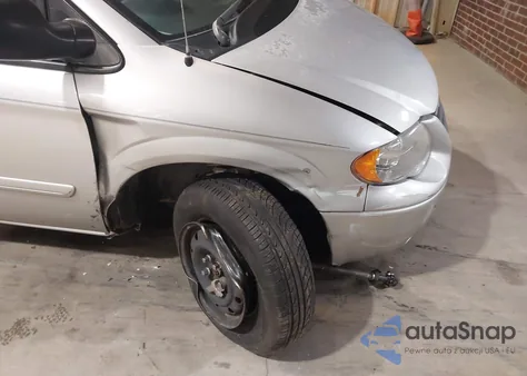 2006 Chrysler Town & Country Lx from USA, damaged, VIN 1A4GP44R16B613410